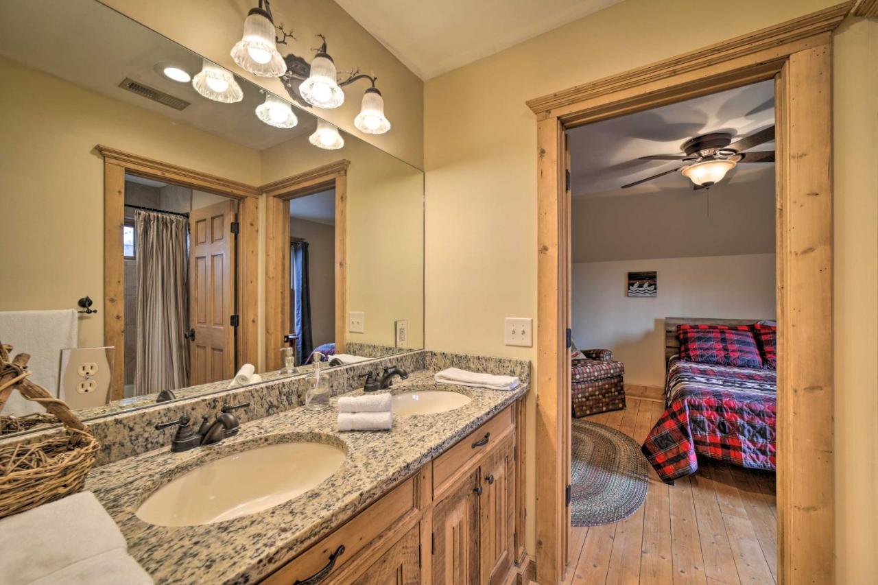 Luxury Cabin Rental In Franklin With Private Hot Tub 外观 照片