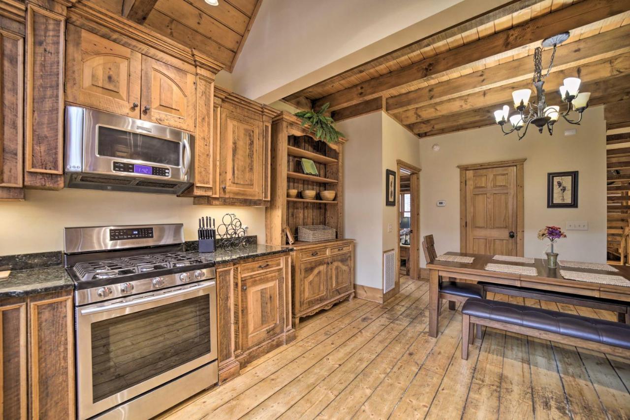 Luxury Cabin Rental In Franklin With Private Hot Tub 外观 照片