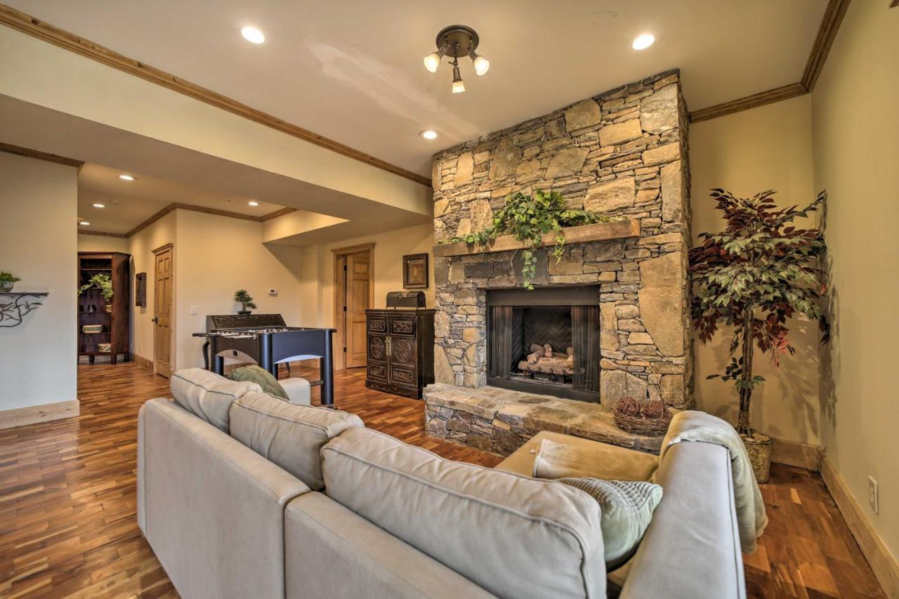 Luxury Cabin Rental In Franklin With Private Hot Tub 外观 照片